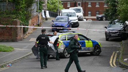  Irlanda si “derë e pasme” drejt Britanisë, trafikantët reklamojnë kalime të paligjshme në TikTok