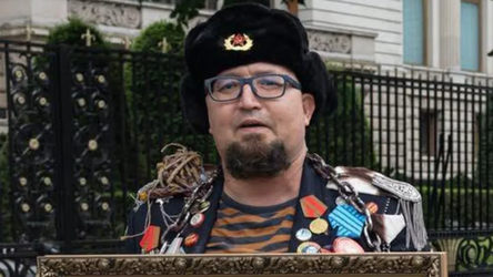 Artisti rus dhe kritiku i Putinit qëllohet për vdekje në Poloni
