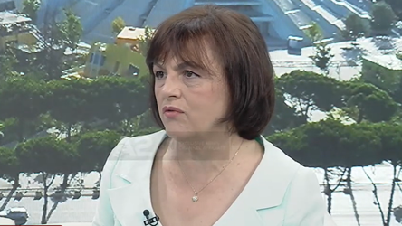 “Djersitje, rrahje të shpeshta zemre”, mjekja tregon ndikimin e temperaturave të larta