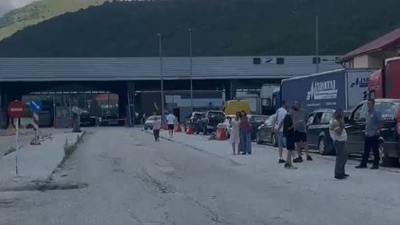 Radhët në Kapshticë, reagon Ambasada Shqiptare në Athinë