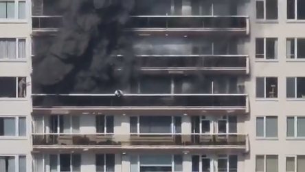 5 viktima në Belgjikë, pallati merr flakë, banorët tentojnë të hidhen nga ballkoni