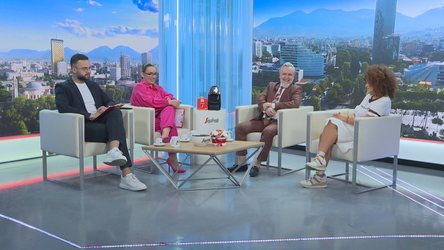 “Vajzat e huaja rrisin fëmijët shqiptarë, gjyshet kafshët”, realiteti i hidhur në familjet e reja