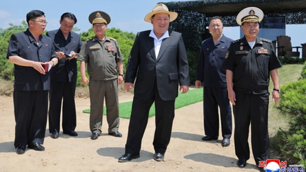 Kim mbikëqyr testin strategjik të raketave nga shkatërruesi i ri detar