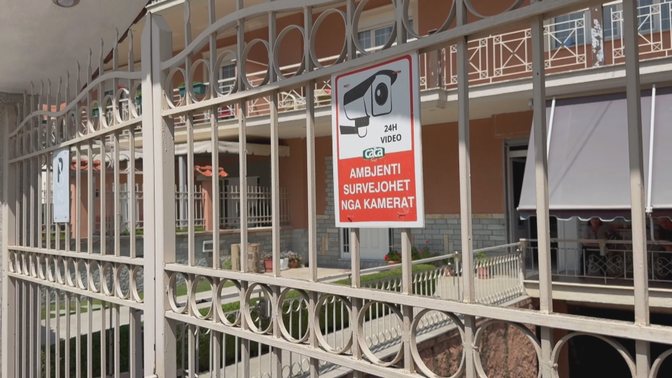Drenova, fshati, ku çdo banesë është vjedhur. Banorët, apel policisë