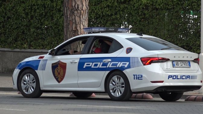 Tentohet të vidhet banka në Shkozë, autori kapet nga policia