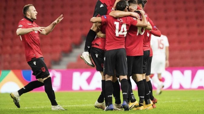 “Shqipëria dhe Kosova mund të bënin më mirë në Botëror se disa skuadra që janë aty”