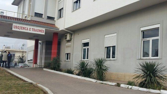 Spitali i Traumës jep informacion zyrtar: 12 të lënduar nga aksidenti Tiranë-Durrës, 7 në gjendje të rëndë