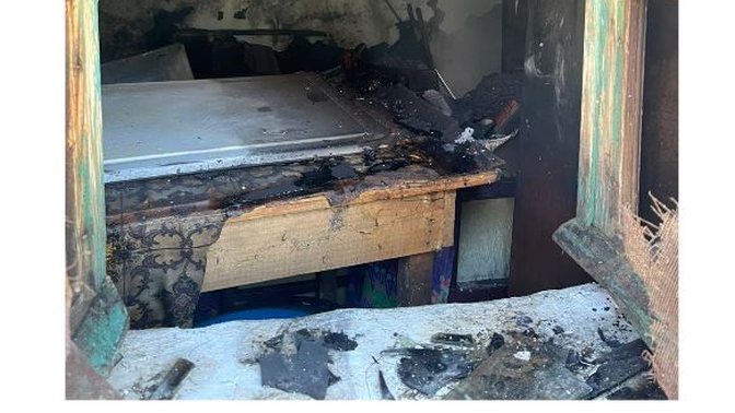 Plas bombola, digjet banesa në Rrëmbec