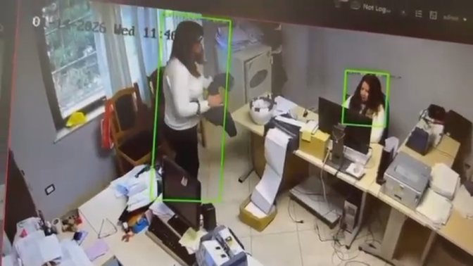 U zhdukën 700 mijë euro, dalin videot nga posta. Shefet akuzojnë njëra-tjetrën