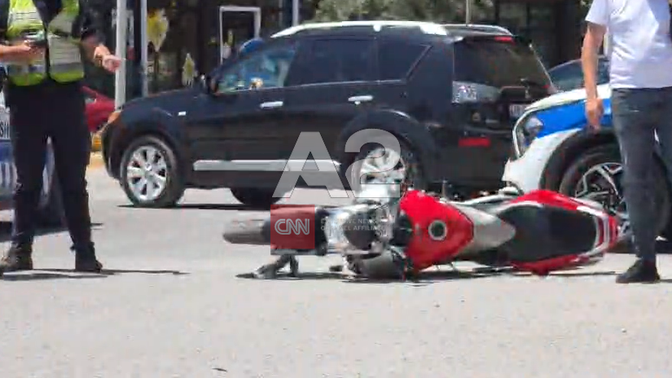 Tjetër aksident në Vlorë, makina përplaset me motorin, një person përfundon në spital