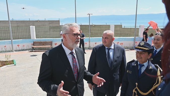 Deklarata e ministrit Gogu: Amnistia përjashton korrupsionin dhe krimin e organizuar