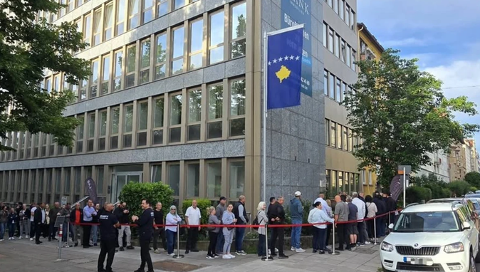 Diaspora voton në zgjedhjet e parakohshme në Kosovë, nis procesi në 18 vende të botës