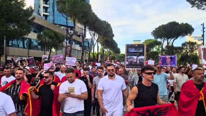 Nga Zvërneci në Tiranë, dita e shtatë e protestave qytetare. Marshim në drejtim të Kryeministrisë