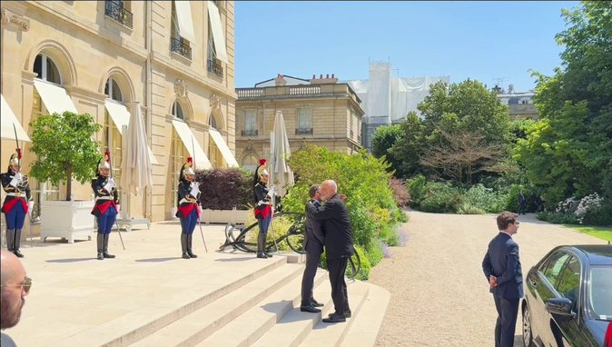 Kryeministri Rama pritet nga Presidenti Macron në Pallatin Elysee
