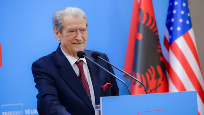 Berisha: Nuk marrim pjesë në Parlament për sa kohë Rama bllokon kërkesat e protestuesve  