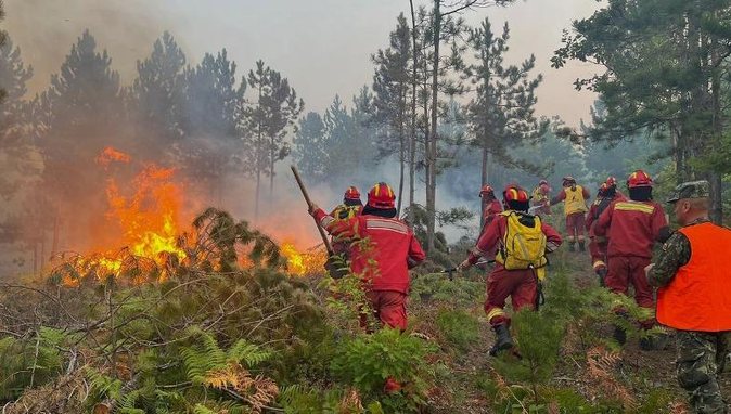 Zjarrfikësit do të paguhen për orët shtesë, nga 20% deri në 50% të pagës
