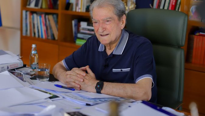 “750 faqe aktakuzë për 523 vepra kriminale” Berisha: PD do dorëzojë së shpejti padi për Librin e Kuq të Ramës