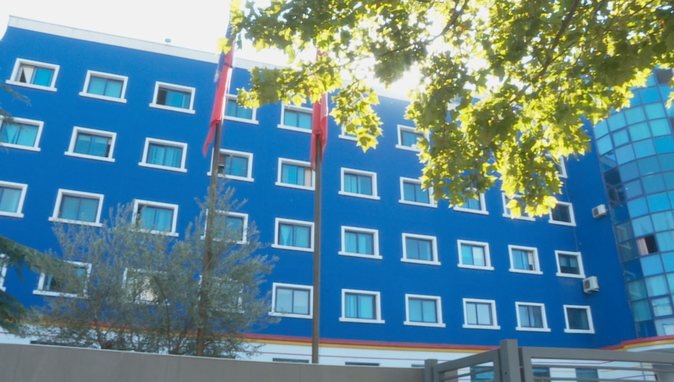 Sulm me review-të negative ndaj bizneseve, 8 kallëzime të reja në polici, 200 persona të dyshuar
