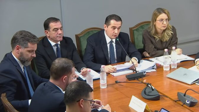 Dosja “Aruba”, përgjigjet kreu i SPAK: Është çështje nën hetim, nuk komentoj 