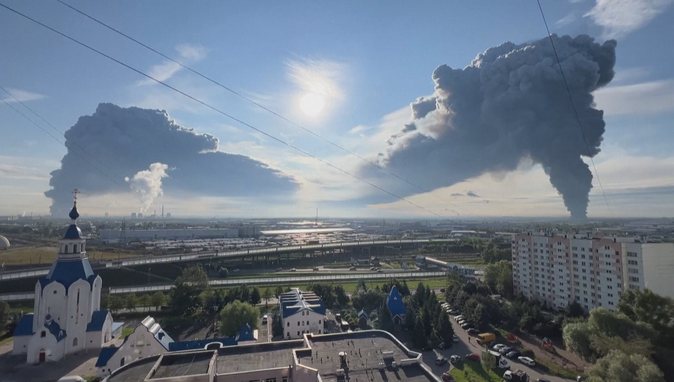 Shën Petersburgu në flakë, Ukraina lëshon raketat “Flamingo” mbi Rusinë: 571 dronë në ajër