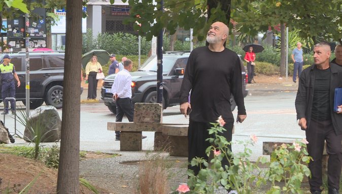 Ndarja e re territoriale, Rama me drejtuesit politik në PS, në fund të korrikut gati projektligji