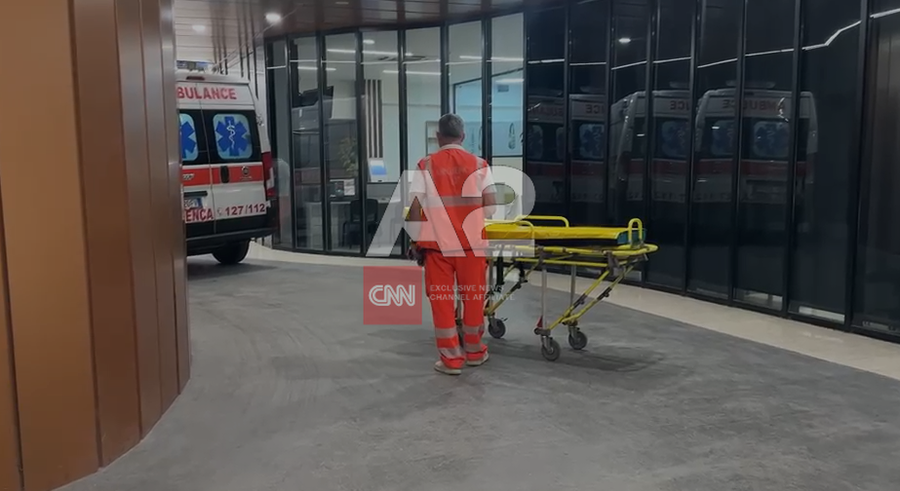 T&euml; sht&euml;nat me arm&euml; zjarri n&euml; Vlor&euml;, kush