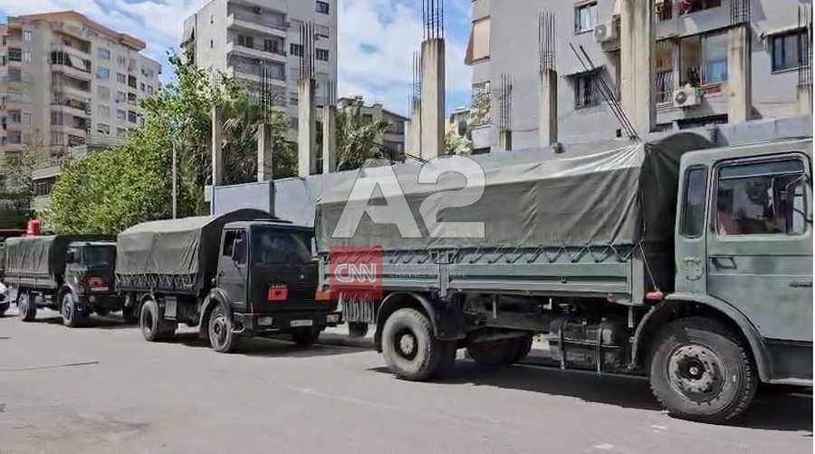 5 army vehicles arrive with election materials in Elbasan