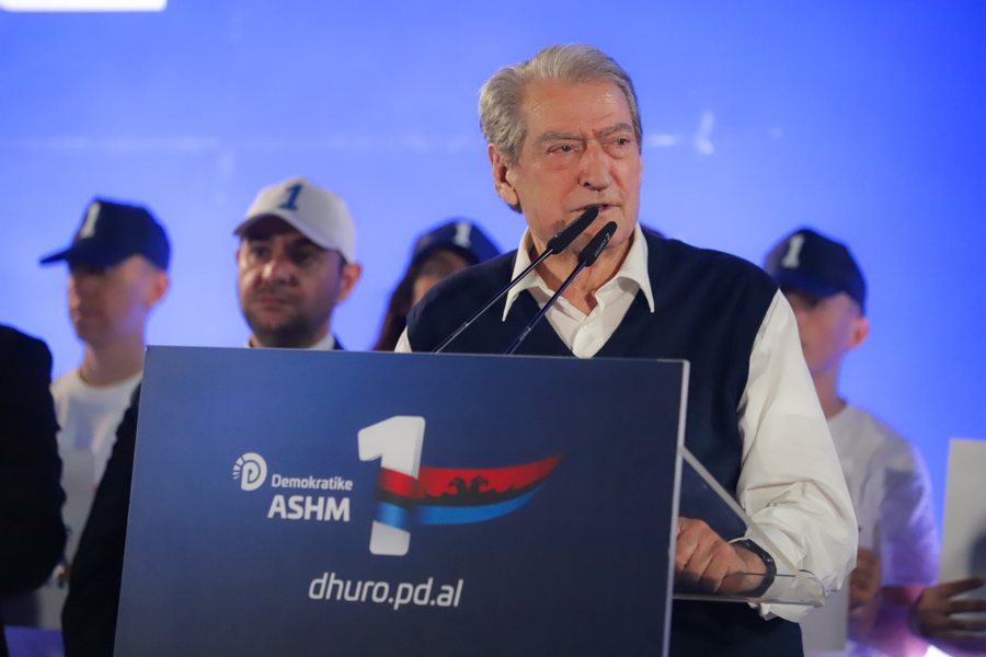 Berisha apel grave dhe vajzave: Votoni më 11 maj për burrat dhe