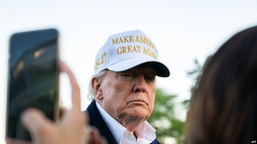 Trump bën ndryshime të rëndësishme në ekipin e tij