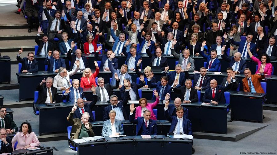 AfD ekstremiste e djathtë: Çfarë pasojash ka ky klasifikim?