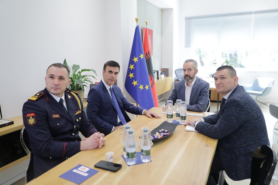 Dumani, Çelaj dhe Proda, takim me Celibashin në KQZ,