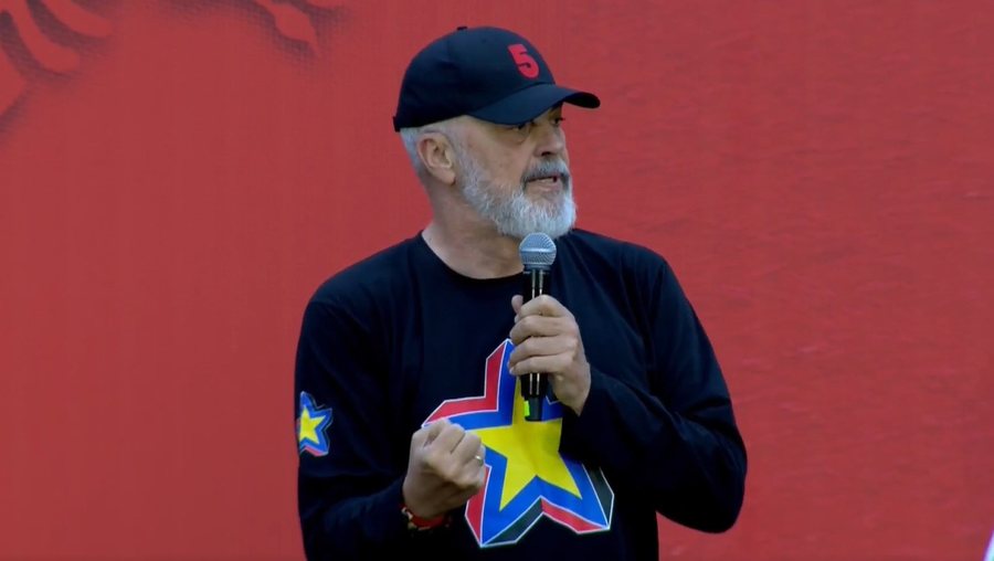 “Korça është e serenatave, jo e kënetës