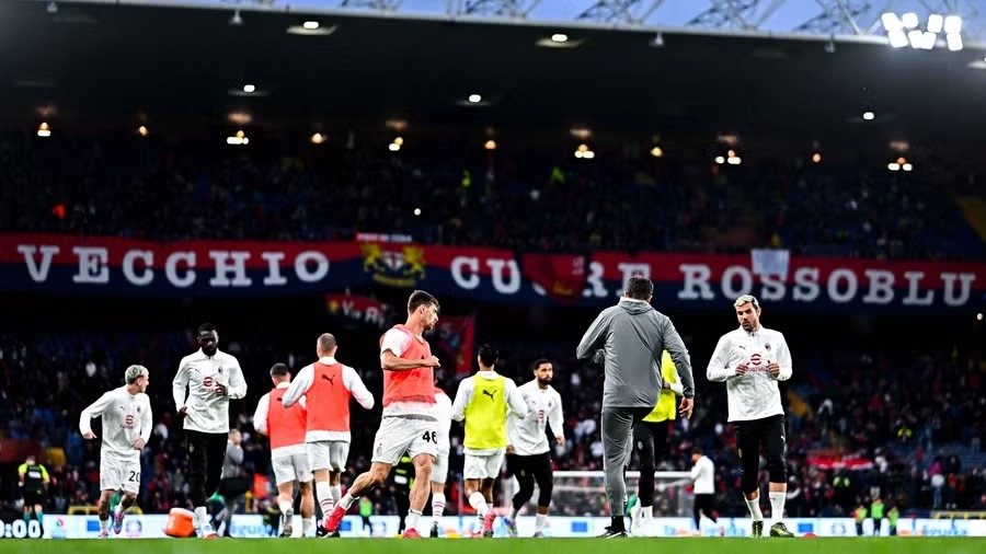 Milani përmbys Genoa, por kampionati është “mbyllur”