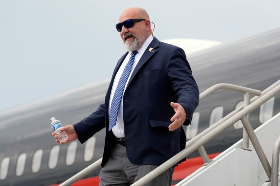 How much is LaCivita paid? WSJ interview: Against Berisha, the same people who