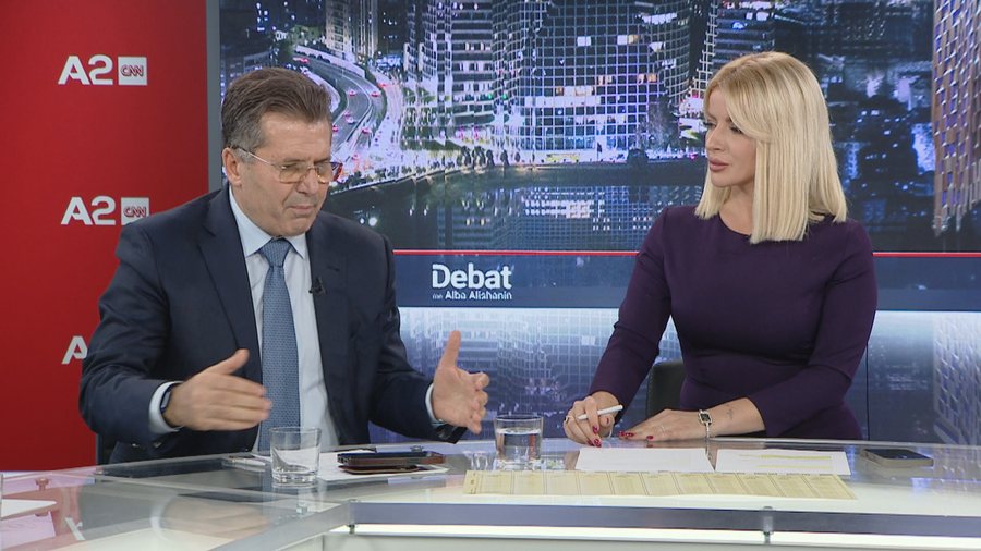 "Fuksat e dikurshëm, patronazhistët e sotëm". Mediu: