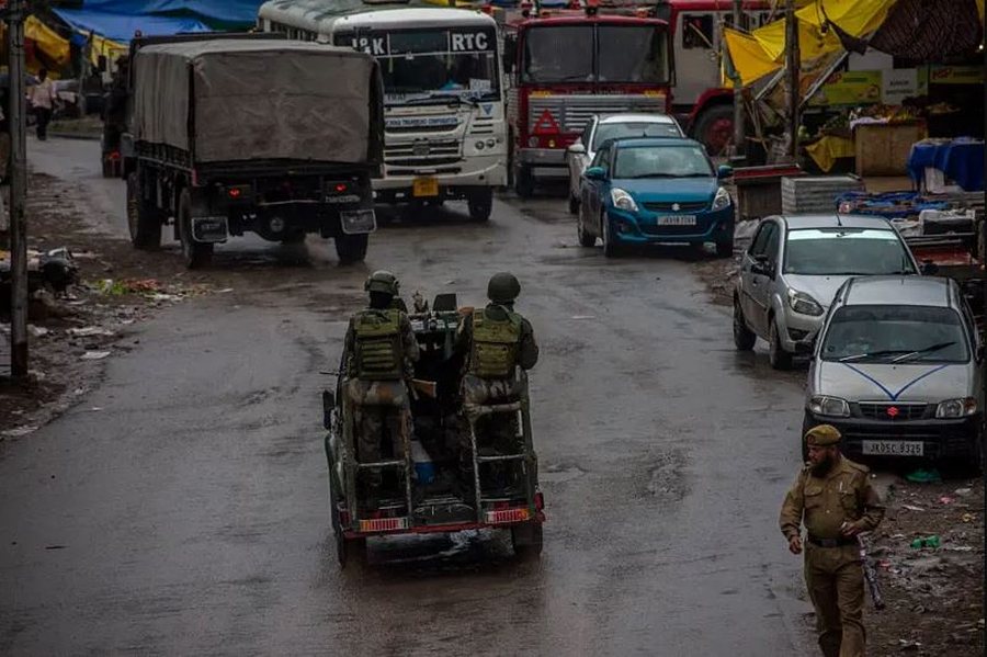 India dhe Pakistani akuza të ndërsjella, ndërsa konflikti
