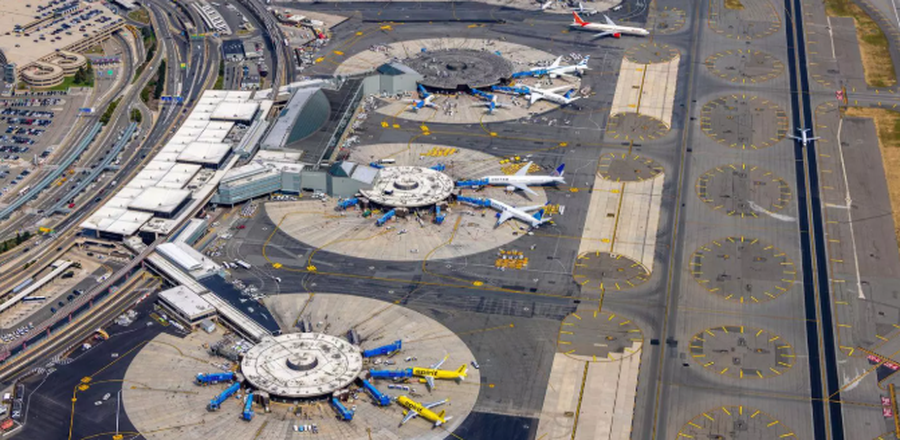 Radars went out for 87 seconds and radio silence, planes with over 2,000