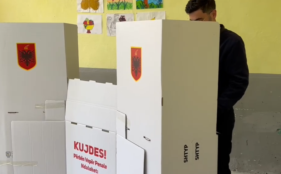 Voting suspended in the village of Gjoroven in Berat, in Poliçan, a fight