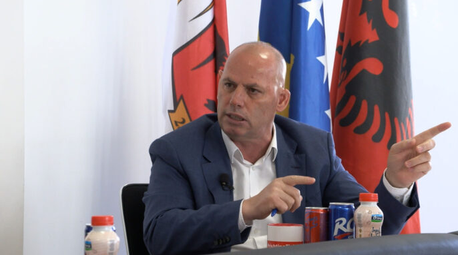 Zgjedhjet në Shqipëri/ Kryekomunari i Drenasit voton në