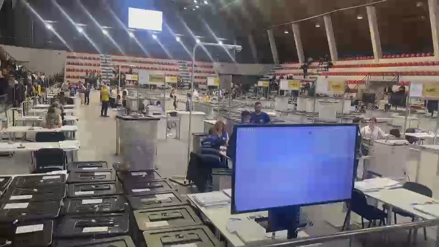 Diaspora vote, tensions at the Olympic Park in Tirana