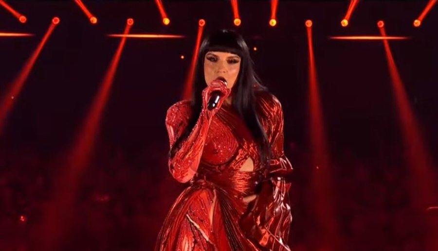 Shqipëria, "Zjerm" në Eurovision! Kualifikohet për
