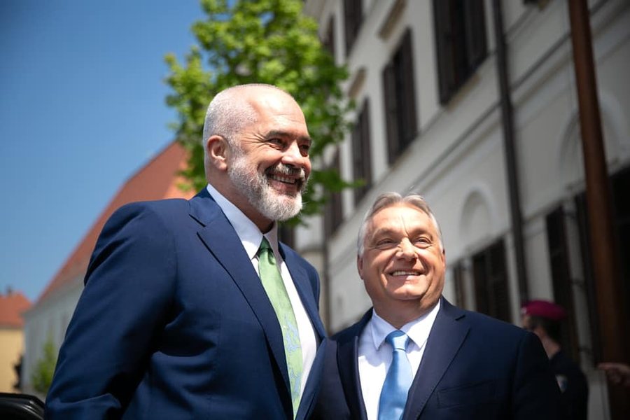“I dashur Edi, mezi po pres të takohemi të premten”. Rama