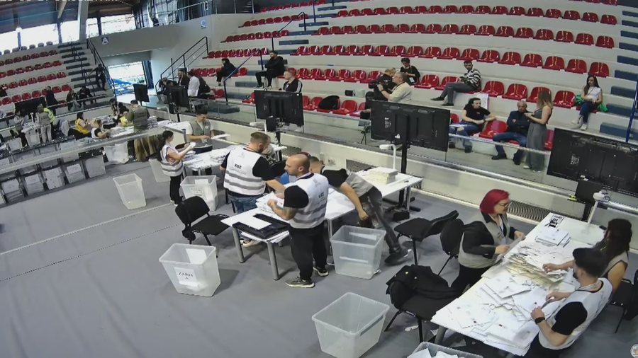 Tejkalohet ngërçi me votat e Greqisë, nis vlerësimi i
