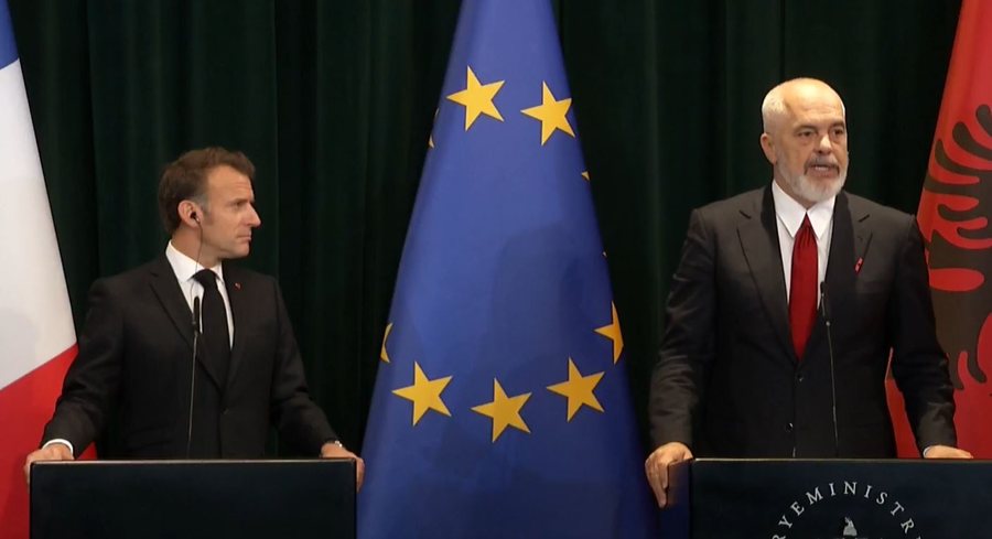 Rama konferencë për shtyp me Macron: Marrëdhënia me