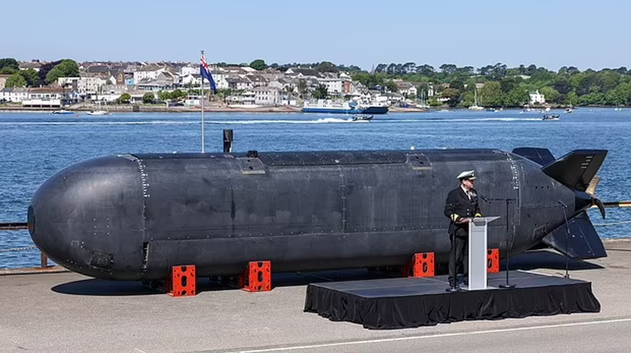 Britania hedh në Detin e Veriut nëndetësen pa pilot për