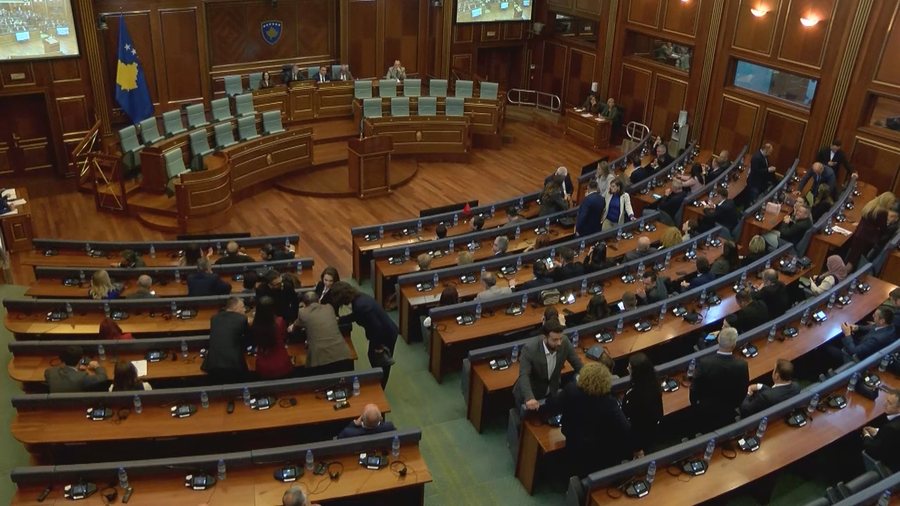 Kosova pa kuvend, propozimi i AAK për Haxhiun: T’i japim