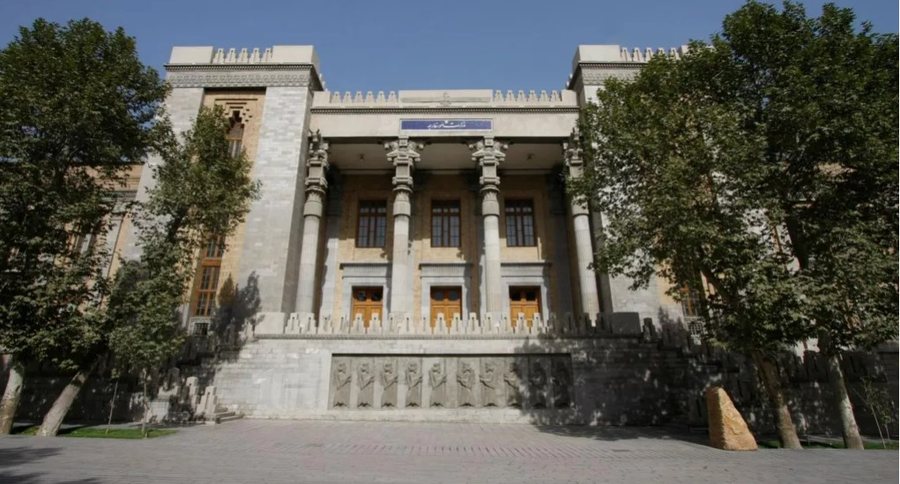Përplasje diplomatike Britani–Iran pas arrestimit të tre