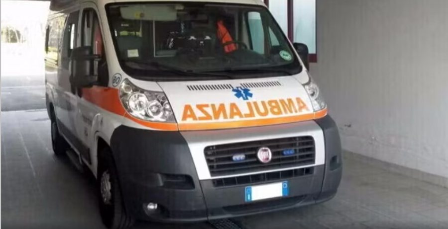 Aksident i rëndë në Itali, përfshihet dhe një autobus