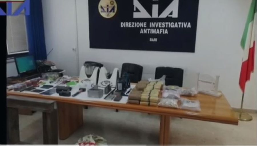 Ja emrat e pronarëve, shoqërive tregtare dhe televizionit të