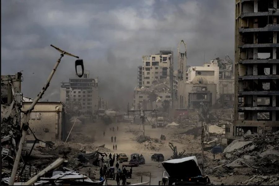 107 Palestinians killed in Gaza airstrikes, Israeli forces target hospitals